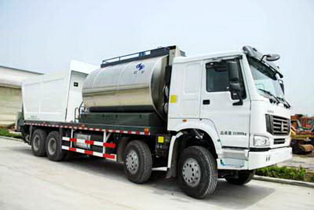 HYJ5310TFC同步碎石封層車