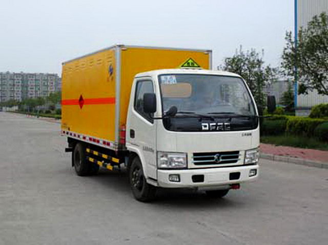 紅宇牌HYJ5040XQYA4爆破器材運輸車