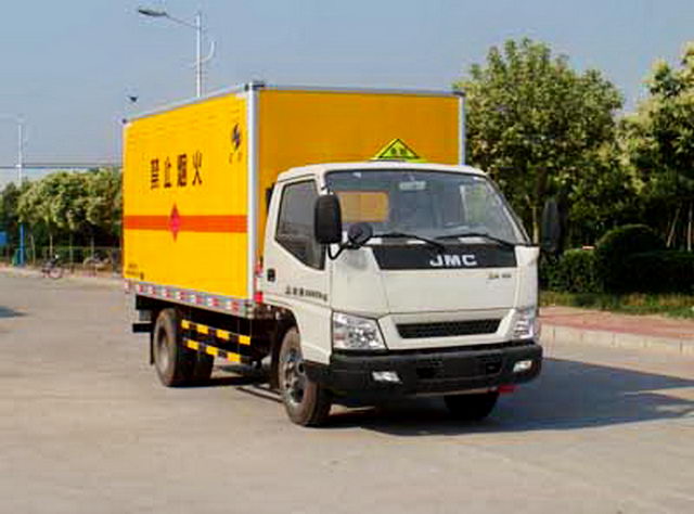 紅宇牌HYJ5060XQYA爆破器材運輸車