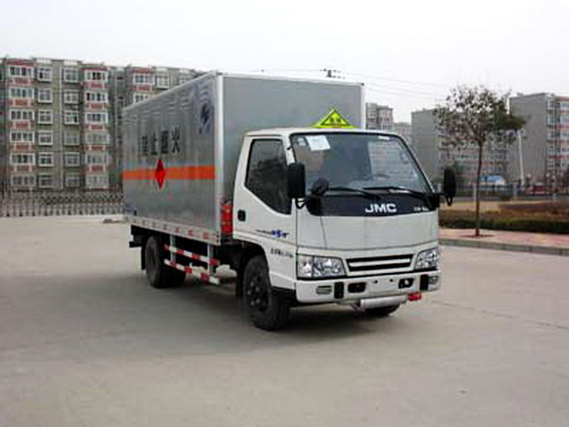紅宇牌HYJ5043XQYA爆破器材運輸車