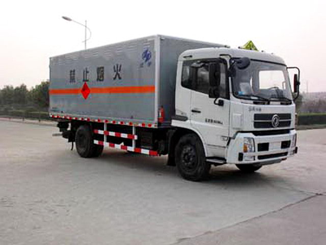 紅宇牌HYJ5160XQYA爆破器材運輸車