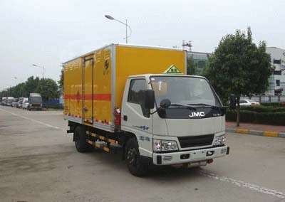 紅宇牌HYJ5040XRY  易燃液體廂式運輸車